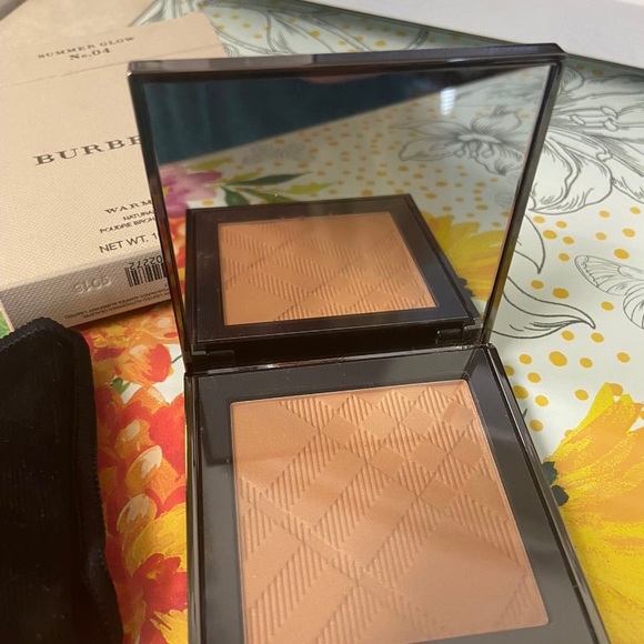 Burberry Warm Glow Bronzer- Summer Glow No. 04 - Picture 2 of 5